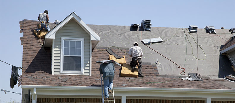 Here's what you need to do to sell to roofing companies.